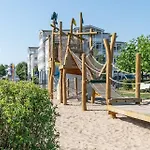 Apartment 387, Seepark