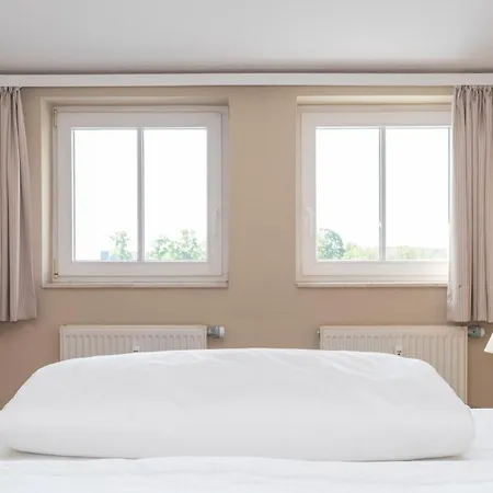 387, Seepark Apartment