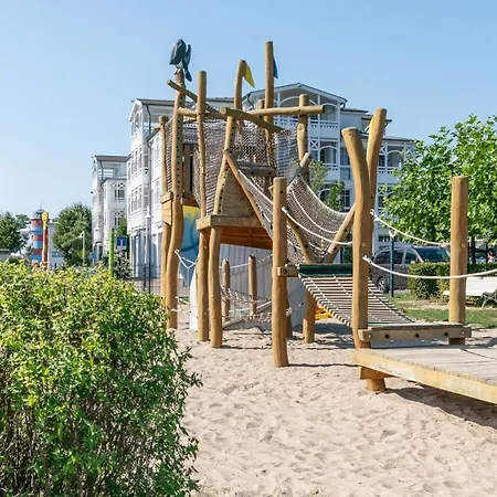 Apartment 387, Seepark